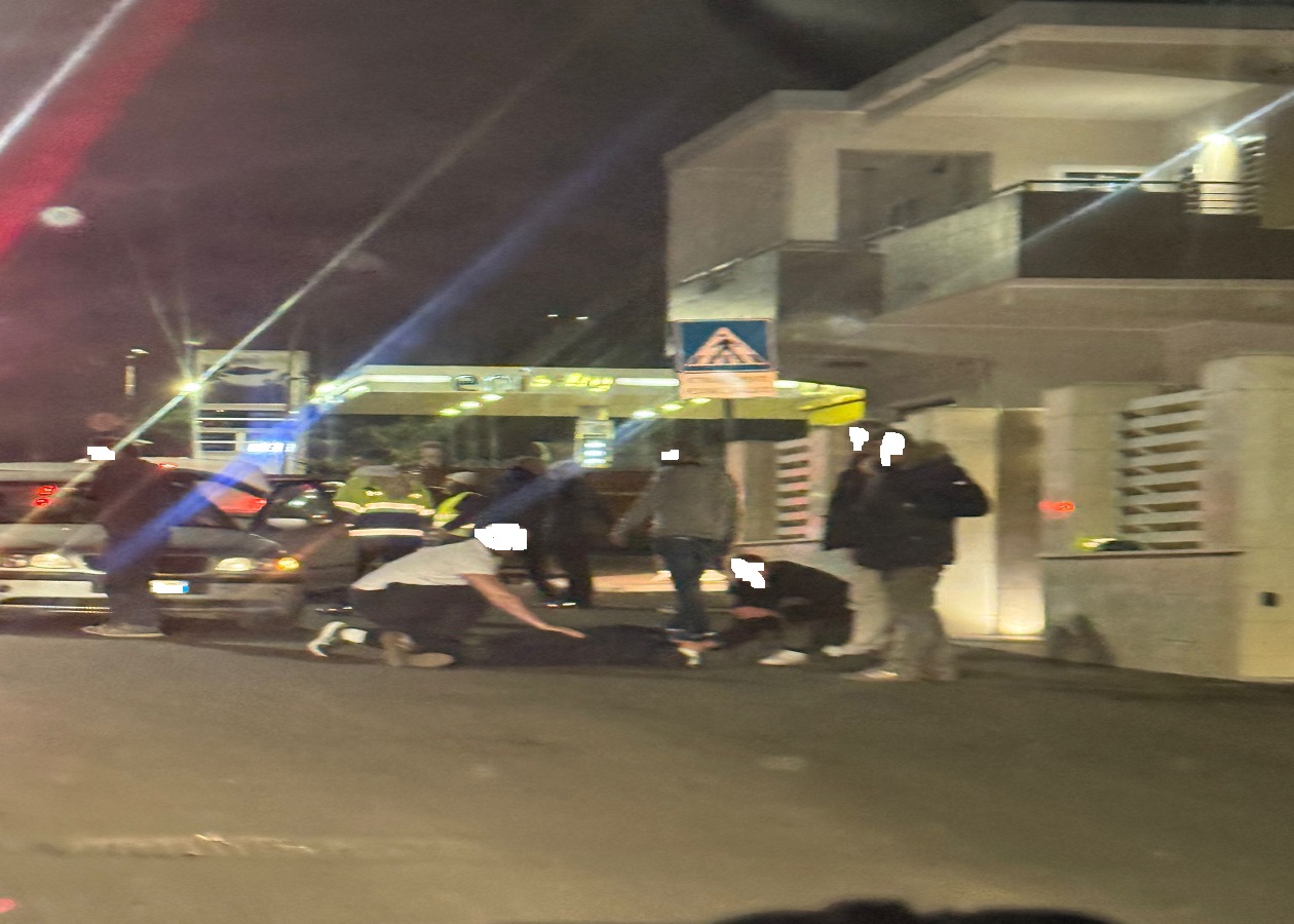 Uomo investito da auto in via Maselli Campagna