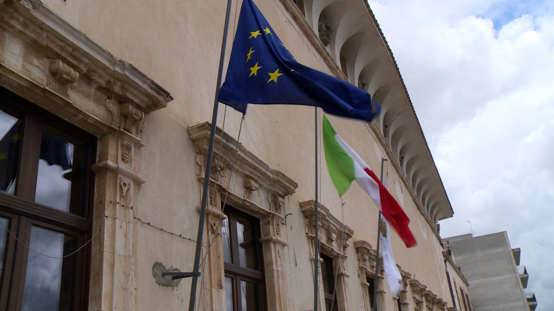 Acquaviva, convocato il Consiglio comunale: seduta in diretta su TeleMajg canale 79