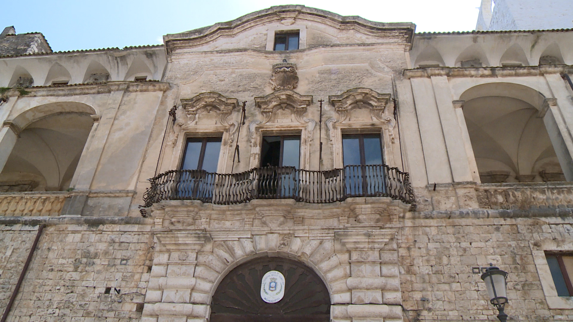 Consiglio comunale di Acquaviva delle Fonti: venerdì 24 luglio in Aula bilancio, TARI, Piazza Vittorio Emanuele II e verde urbano